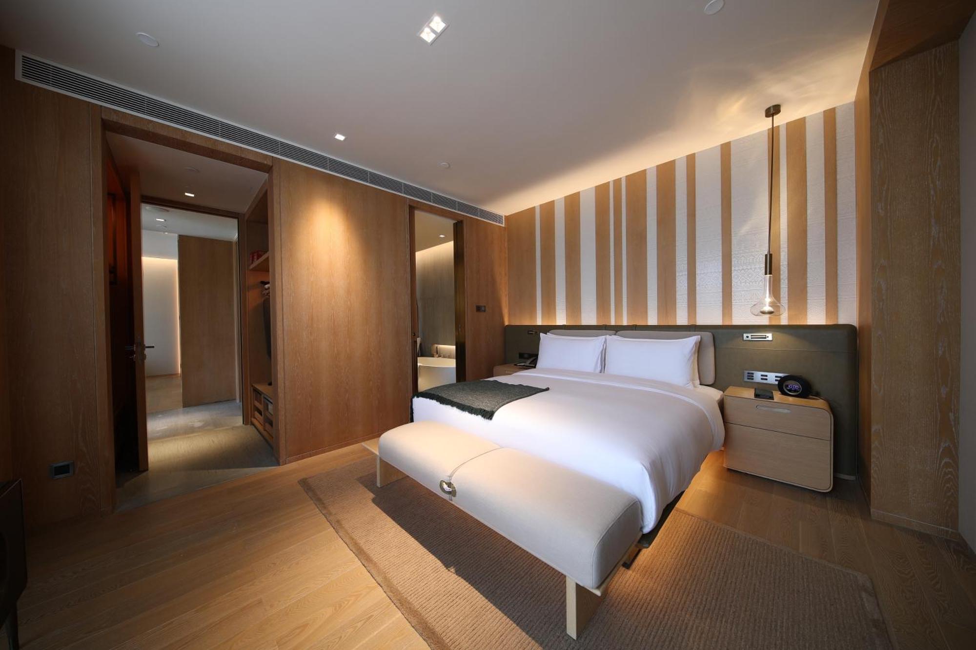 Joyze Hotel Xiamen, Curio Collection By Hilton Eksteriør billede