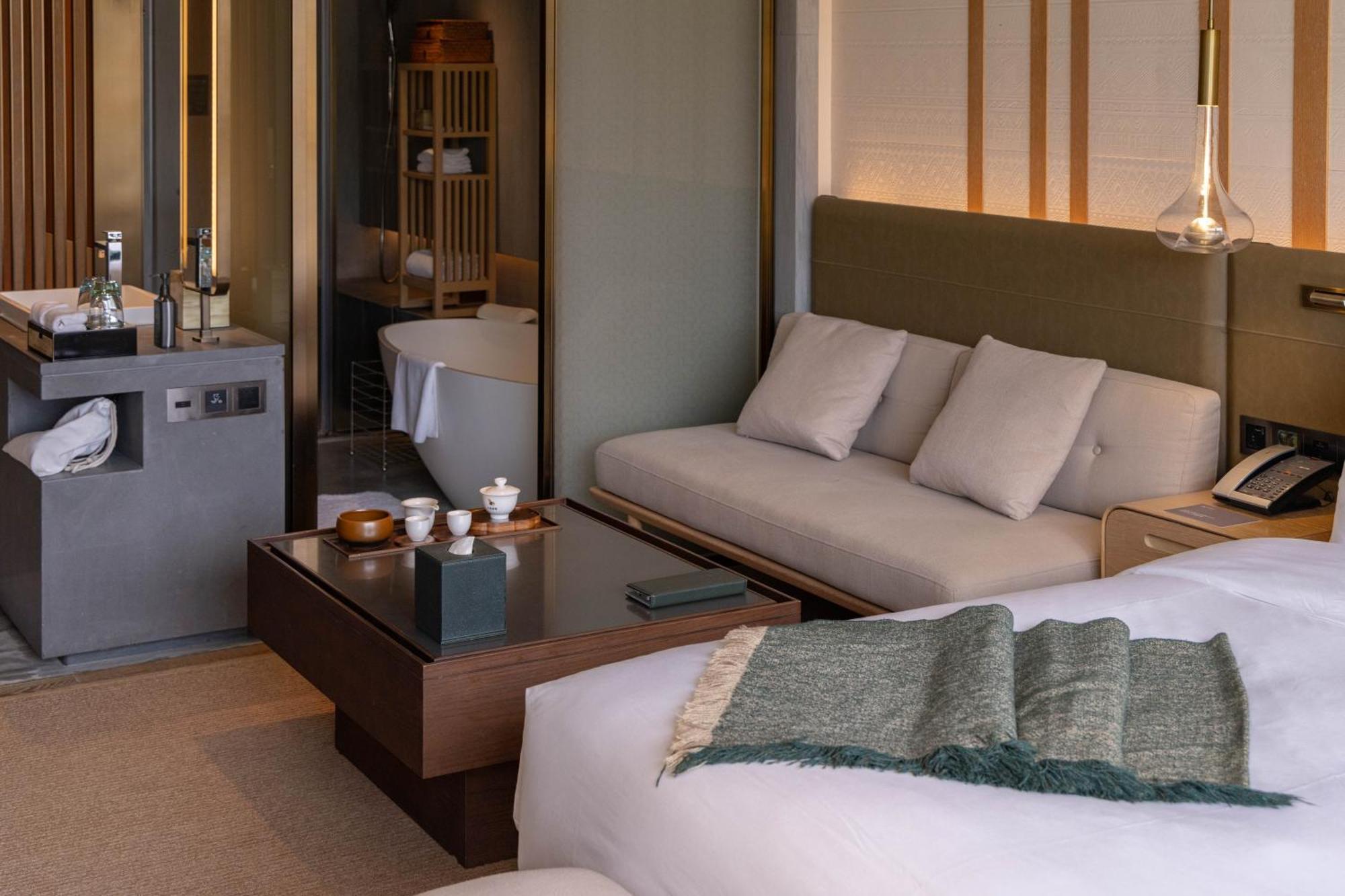 Joyze Hotel Xiamen, Curio Collection By Hilton Eksteriør billede