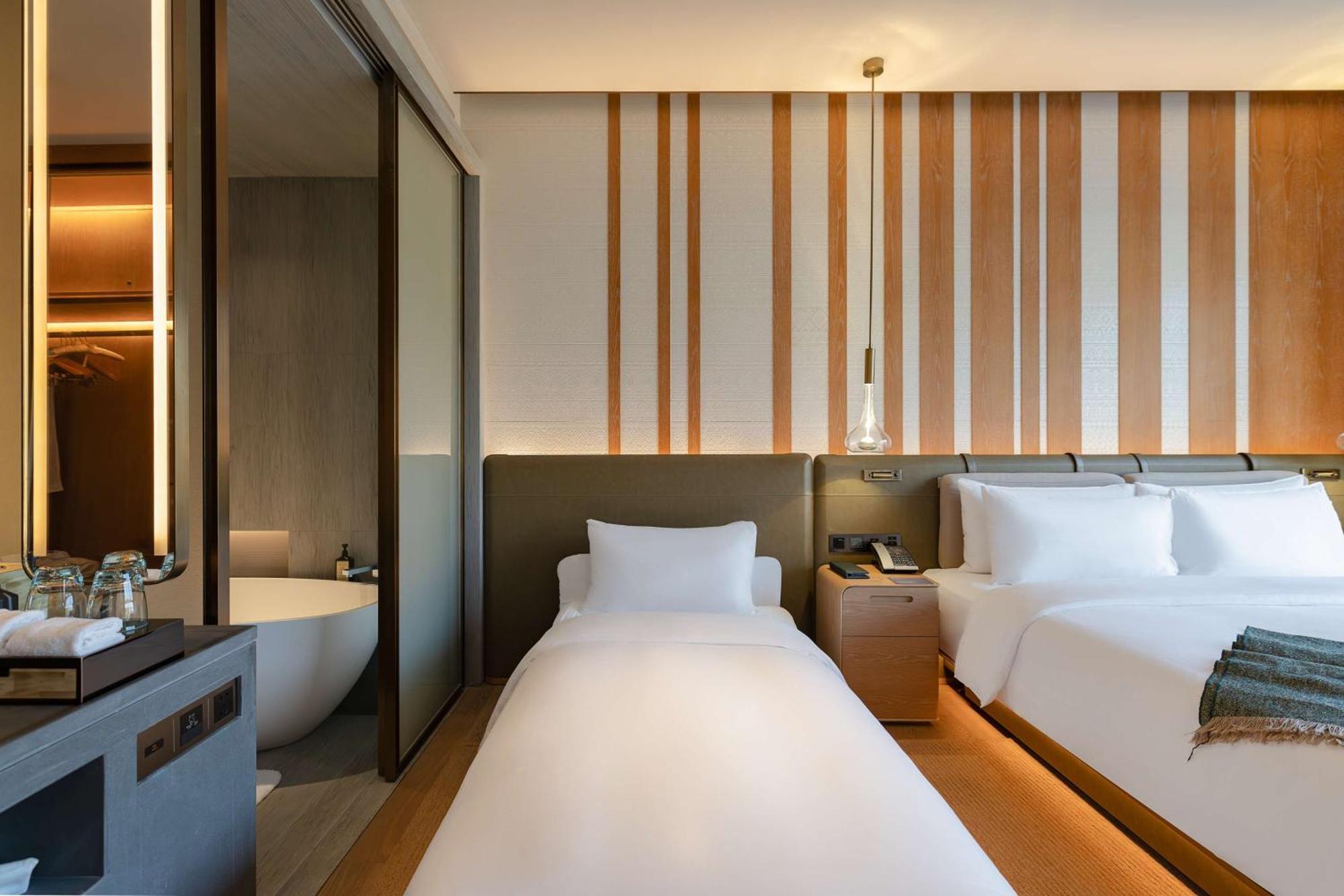 Joyze Hotel Xiamen, Curio Collection By Hilton Eksteriør billede